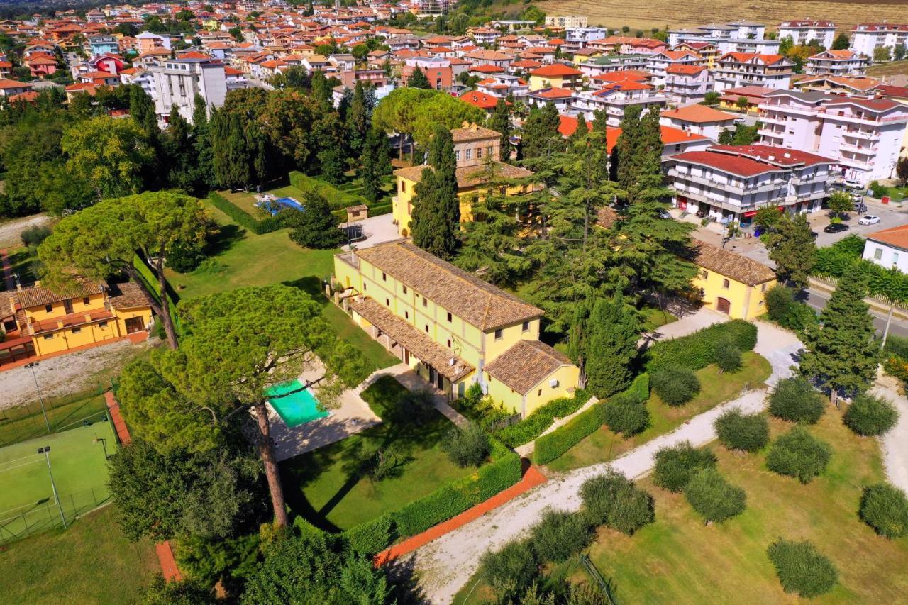 Agriturismo Villa Irelli Castellalto Zewnętrze zdjęcie